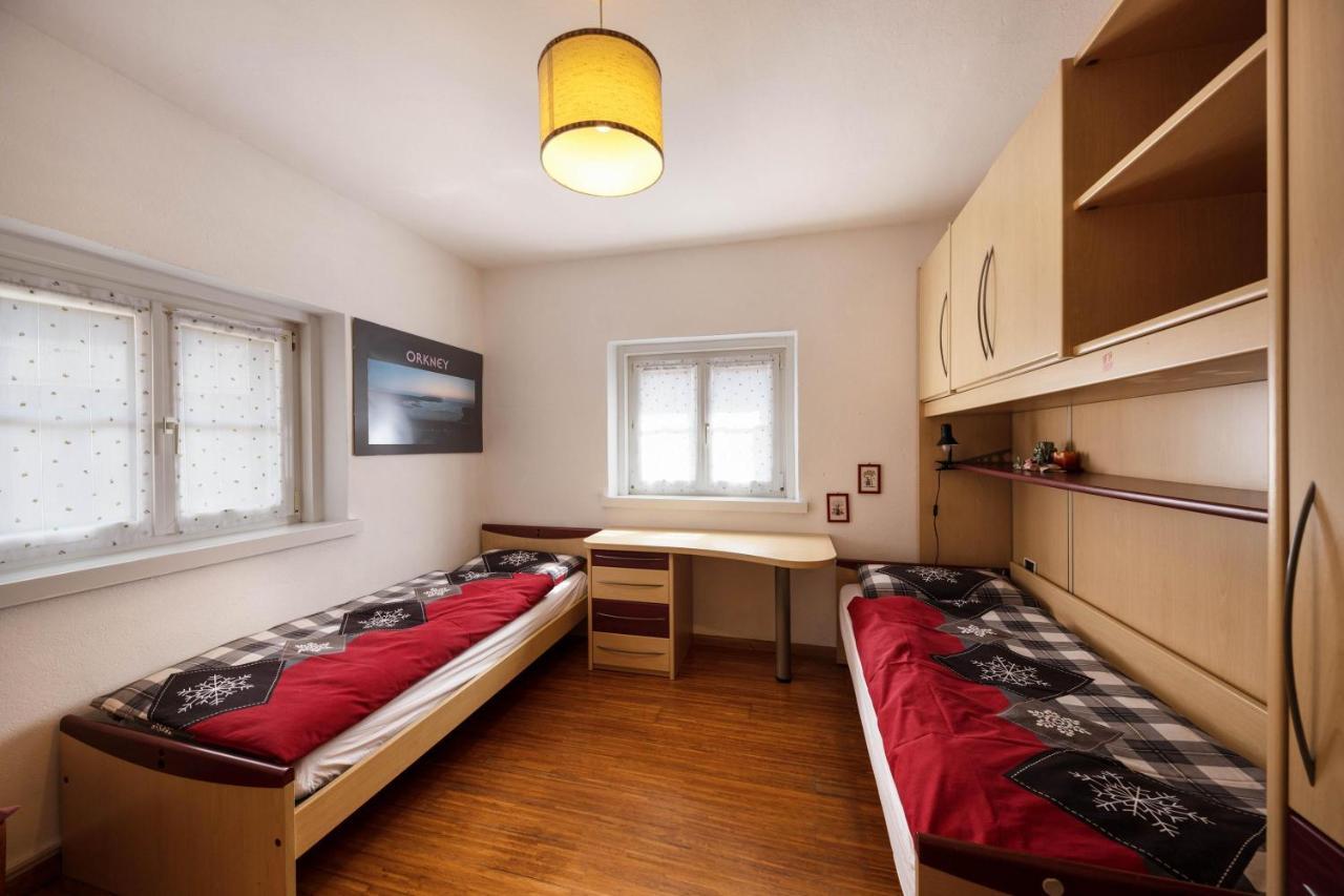 Ciasa Goti Apartment Moena Bagian luar foto